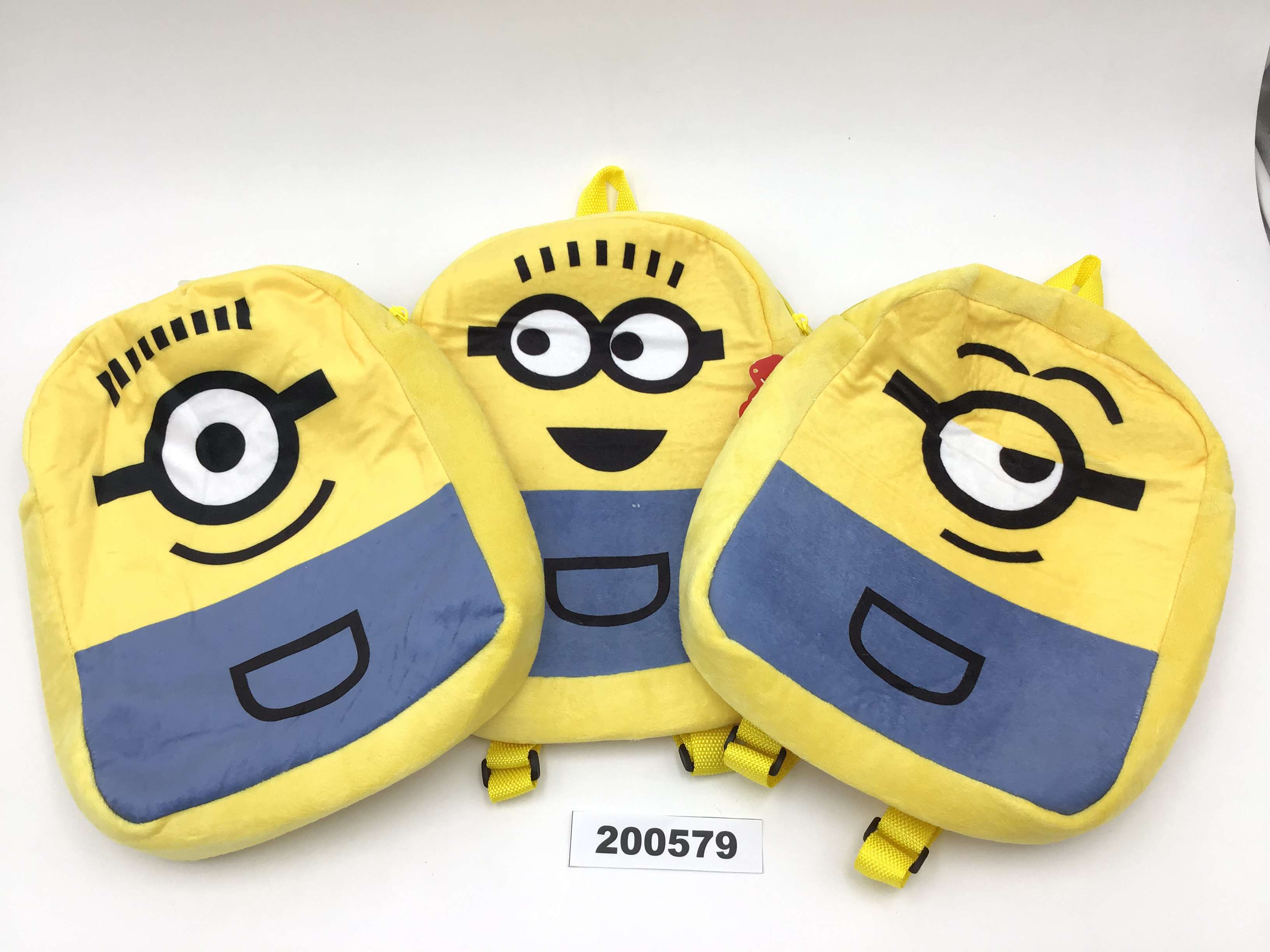 Mochila minions 2025
